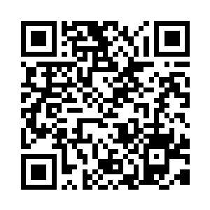 不少大大小小的破烂车辆依次停在路边二维码生成