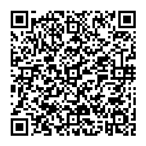 不应该啊　自己从她身上闻到了浓郁的香味　除非一天洗一次澡　不然不可能有那么浓郁的香味啊二维码生成