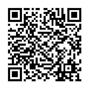 不由地心中一惊……这丫头不会自己给自己下毒二维码生成