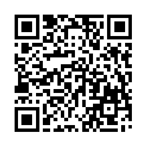 不由的娜丽丝的脸上顿时出现了一道绯红二维码生成