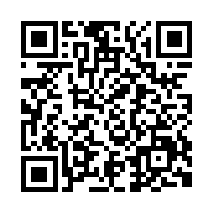 不知何时已经将胸前的衬衣扯得开开的二维码生成