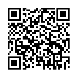 不知她有没有认出是上次在操场见过的二维码生成