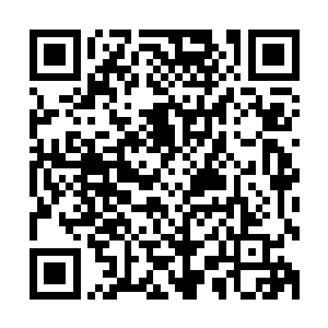 不知道凭着自己如今青莲境界修为驾驭高温的能力能不能出去二维码生成