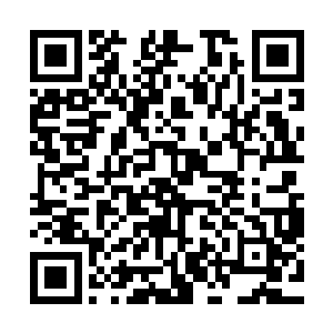 不论是骑兵还是战马他们的惨叫声几乎掩盖了骑兵奔腾的声音二维码生成