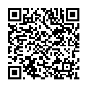 不过下一刻他的注意力就被那个领取位置吸引了二维码生成