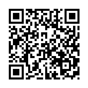 不过人数比刚才排队的时候多了两个人二维码生成