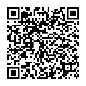 不过他们所有人的目光都很快都向骑兵队伍操练的地方集中过去了二维码生成