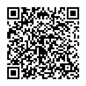 不过他们董事长刚刚在他们心目当中树立了神一般不可侵犯的形象二维码生成