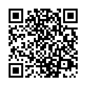 不过他却并没有急着去找其他的学生二维码生成