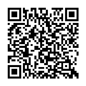 不过他看到坐在芮阁身边的朝迪娜时也有些惊异二维码生成