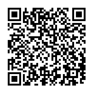 不过他还不至于去阅读每一条骚扰邮件的内容……在稍微看了二百来封之后二维码生成