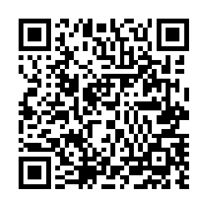 不过在没有火焰的状态下一脚踢飞了有火焰的狱寺这个画面二维码生成