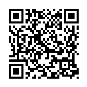 不过夏天身后的那些人刚才却发现了一个问题二维码生成