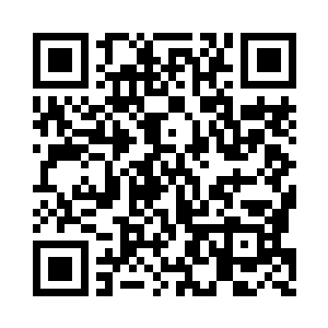 不过很显然此时这名贵族小姐也是十分的生气二维码生成