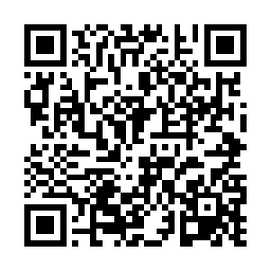 不过我这一脚也一定是会让她的胸口疼上一阵子了二维码生成