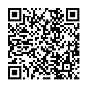 不过梓箐的心情还没来得及完全沉入对往事思考中二维码生成