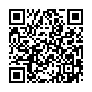 不过现在这个家伙应该在拍摄沉船三级片二维码生成