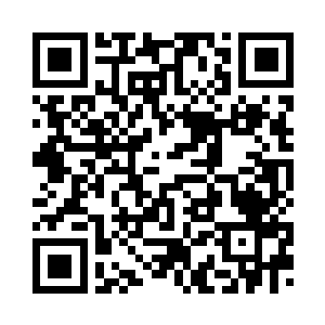 不过由于有丫头在隔间值夜的缘故二维码生成