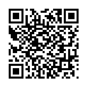 不过看她们两个女的这么亲密的动作二维码生成