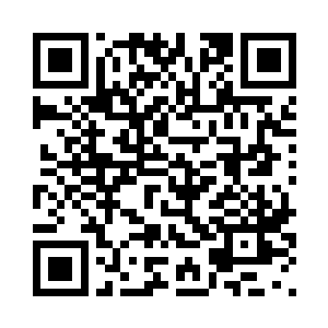 不过秦宇也没有直接走到这个方位二维码生成