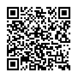 不过等连轩屁颠屁颠的拿了护身符出了大帐之后二维码生成