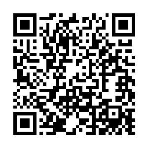 不过能坐到秘密警察少校位置的人肯定也不是普通的货色二维码生成