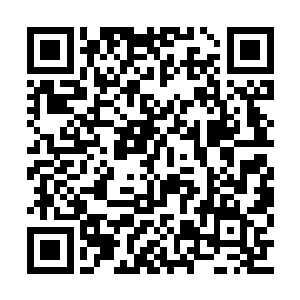 不过贝海看他的样子一点儿也不像吃两口就走了二维码生成