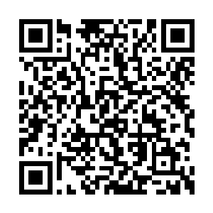 不过还是安排了相当的人员去买了一些东西回来二维码生成