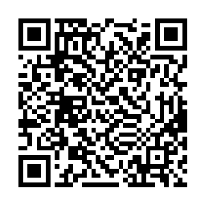 不过飞快的扫了一眼信件的落款是来自北京的信件二维码生成