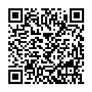 与海利亚前方指挥部中的那个前线阵图一般无二二维码生成