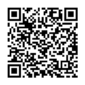 与齐隆赵骏李英杰近战的三位机甲师同样看到这一幕二维码生成