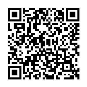 东厂提督尚铭尚公公悄然无声的也跟着溜了进来二维码生成