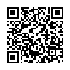 两个人就在阶梯上开始战斗了起来二维码生成