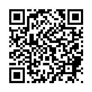 两个人经常互相推荐自己喜欢的作品给对方二维码生成