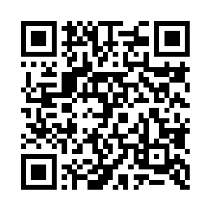 两个士兵中一个聪明伶俐不少的家伙举手敬礼二维码生成