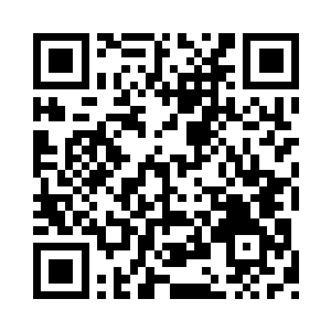 两个女人基于自己的判断得出了一致的答案二维码生成