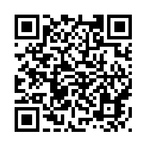 两个小家伙依旧是没心没肺的样子二维码生成