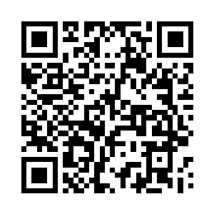 两人在房间里就这个话题掰扯了一阵二维码生成