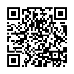 两人开这刚刚被举起的那辆车来到机场二维码生成