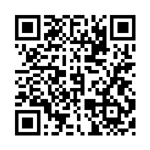 两人来到洗手间外一个不起眼的角落里二维码生成