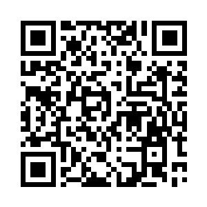 两人的战场已经从椅子上挪到了办公桌上二维码生成