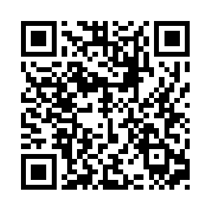 两人的身体被夏天狠狠的砸在了地面之上二维码生成