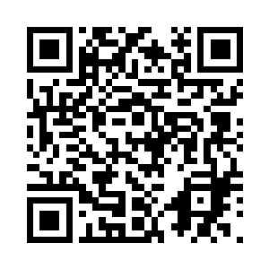 两人瞬间在烈火与鲜血中滚作了一团二维码生成