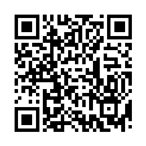 两人躺在挑战台就这样用尽全身最后的力气二维码生成