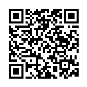 两人驾着那辆从车行租来的越野车二维码生成