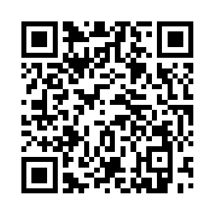 两位安保人员站在酒店大堂就没人管了二维码生成