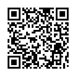 两名年纪不大的青年就出现在了他的视线中二维码生成