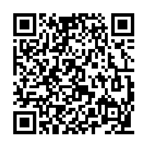 两名血色苍狼的队员将两名廓尔喀士兵压了上来二维码生成