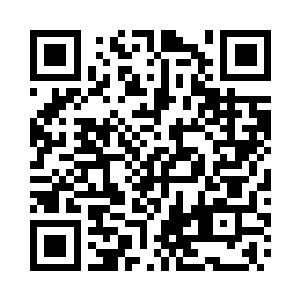 两种颜色的能量在空中交错相击……势如雷二维码生成