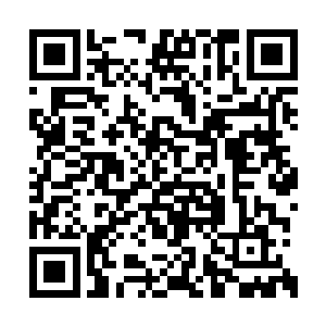 两篇新闻都配发了欧阳志远救人的多副现场照片二维码生成